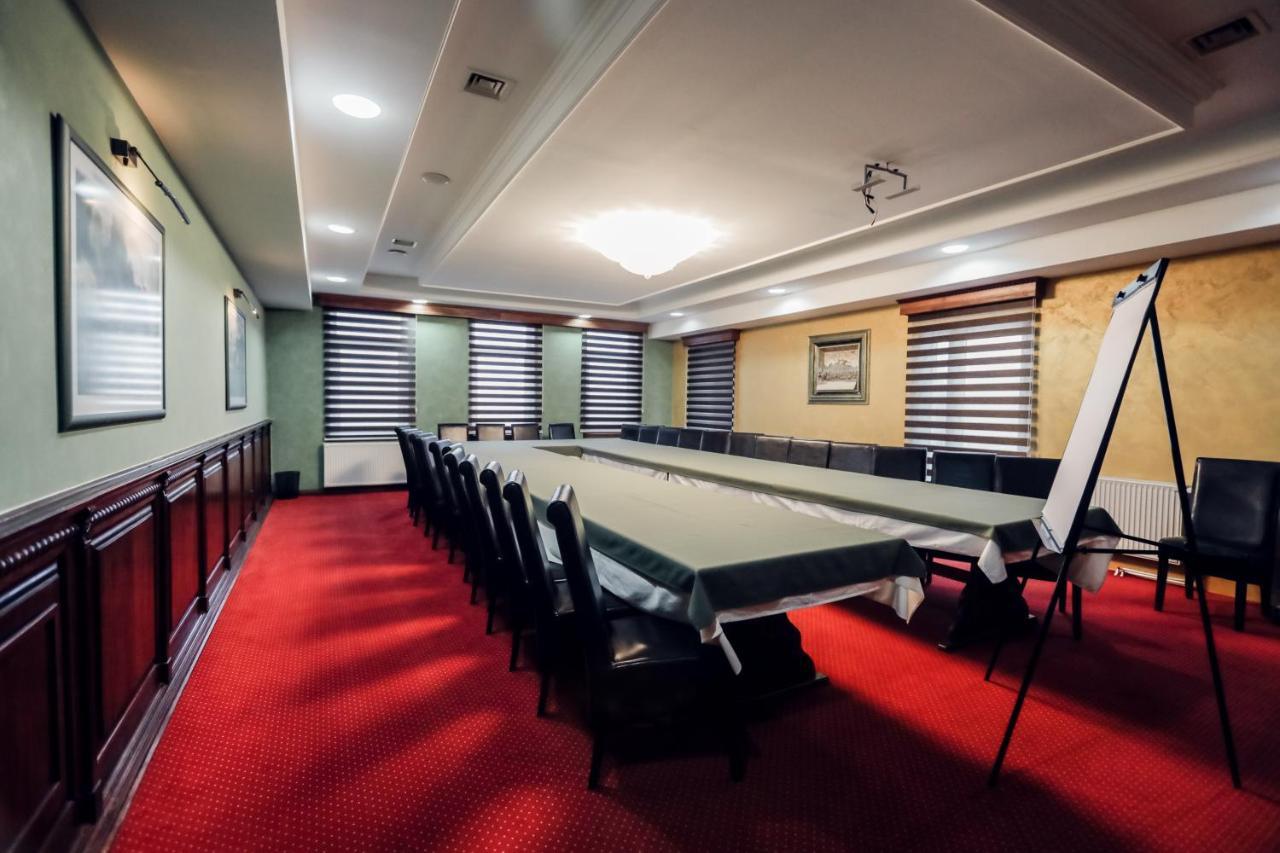 إيلوك Hotel Dunav المظهر الخارجي الصورة