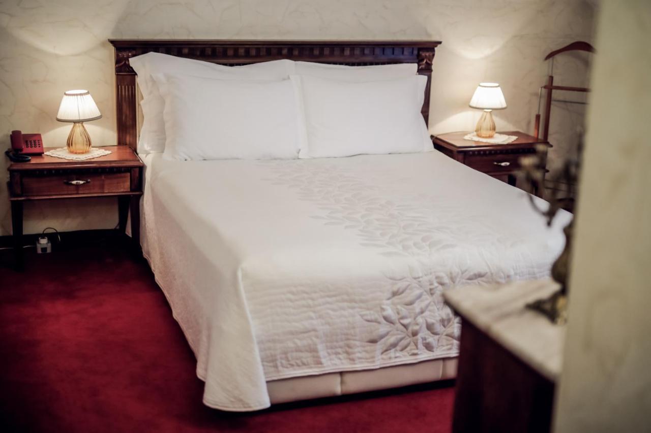 إيلوك Hotel Dunav المظهر الخارجي الصورة