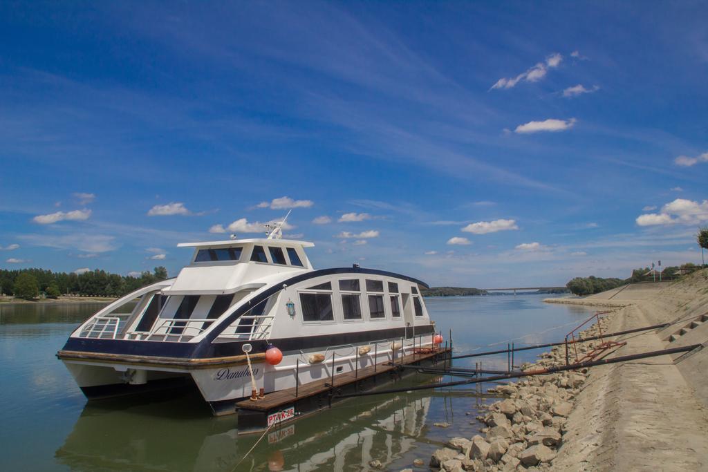 إيلوك Hotel Dunav المظهر الخارجي الصورة