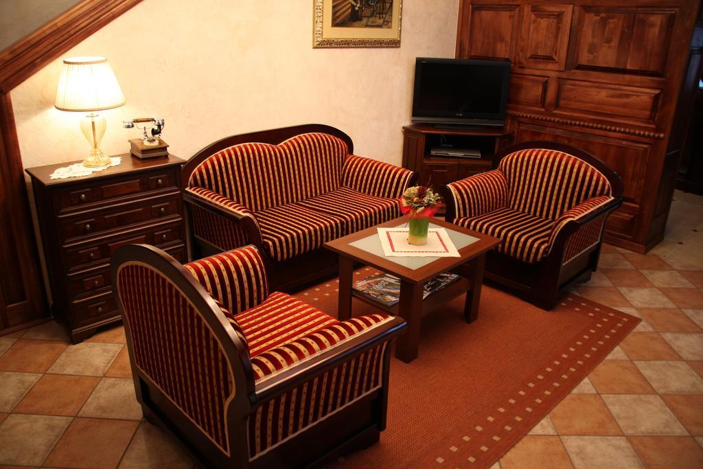 إيلوك Hotel Dunav المظهر الخارجي الصورة